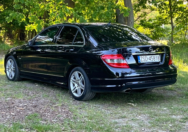 Mercedes-Benz Klasa C cena 48500 przebieg: 179525, rok produkcji 2010 z Szczecin małe 121